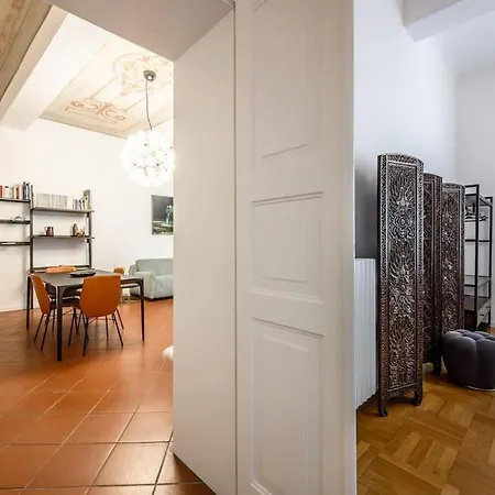 Apartment Art&design Boutique Near Ghirlandina