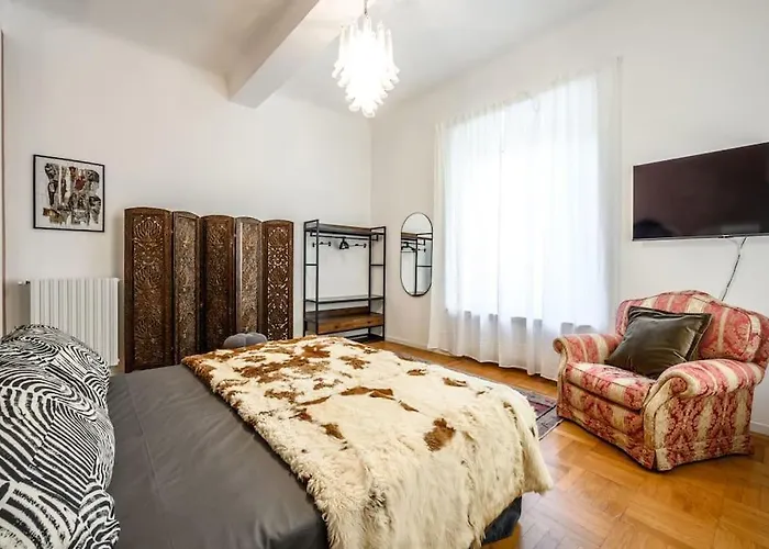 Апартаменты Art&design Boutique Near Ghirlandina Модена